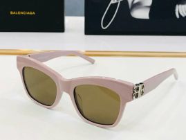 Picture of Balenciga Sunglasses _SKUfw55136350fw